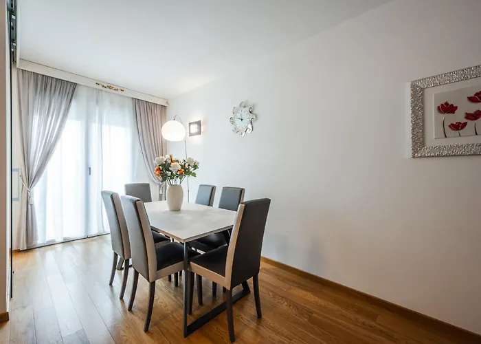 Emilia Street Apartament